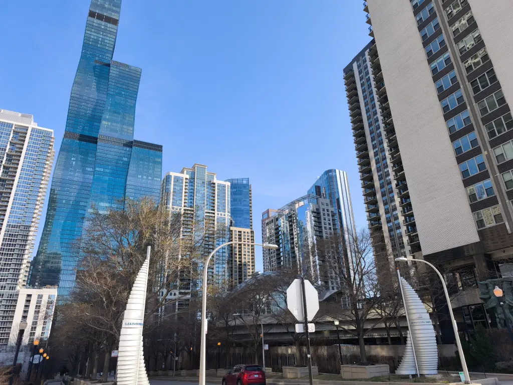 ChicagoSkyscraper16.webp